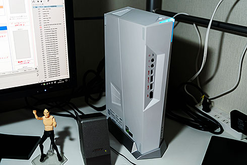 <MSI Trident3 Arctic>