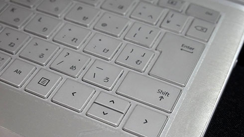 <Surface Bookのキーボードカバー>