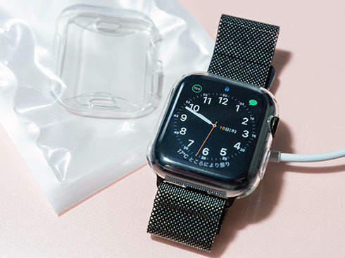 <Apple Watch 44mmケース装着>