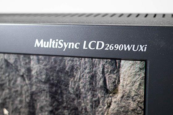 <MultiSync LCD2690WUXi>