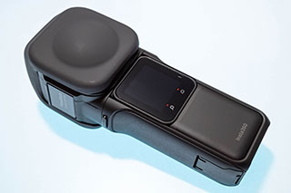 <Insta360 ONE RS 1インチ360度>