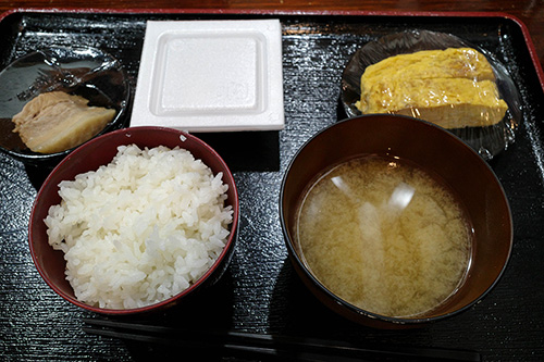 <板前がつくる大衆食堂 しまだ>